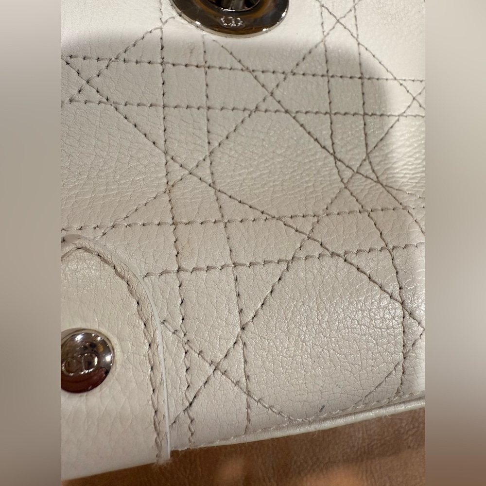Vintage Calfskin Cannage Stitched Small East West Lady Dior White - Picture 15 of 16